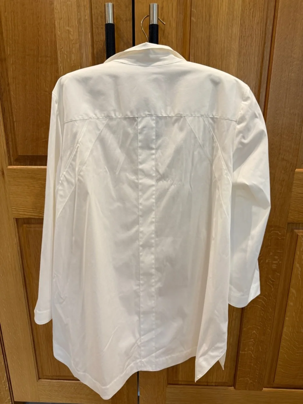 Lafayette 148 New York White Button-Front Long Sleeve Blouse - Picture 3 of 4